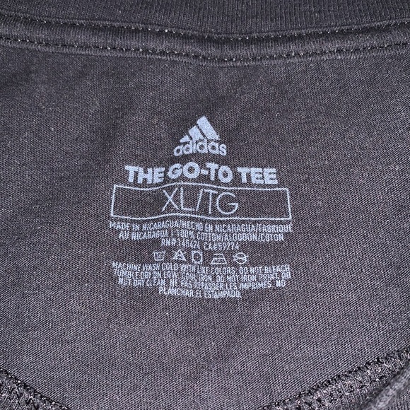Adidas T-shirt - Picture 3 of 4